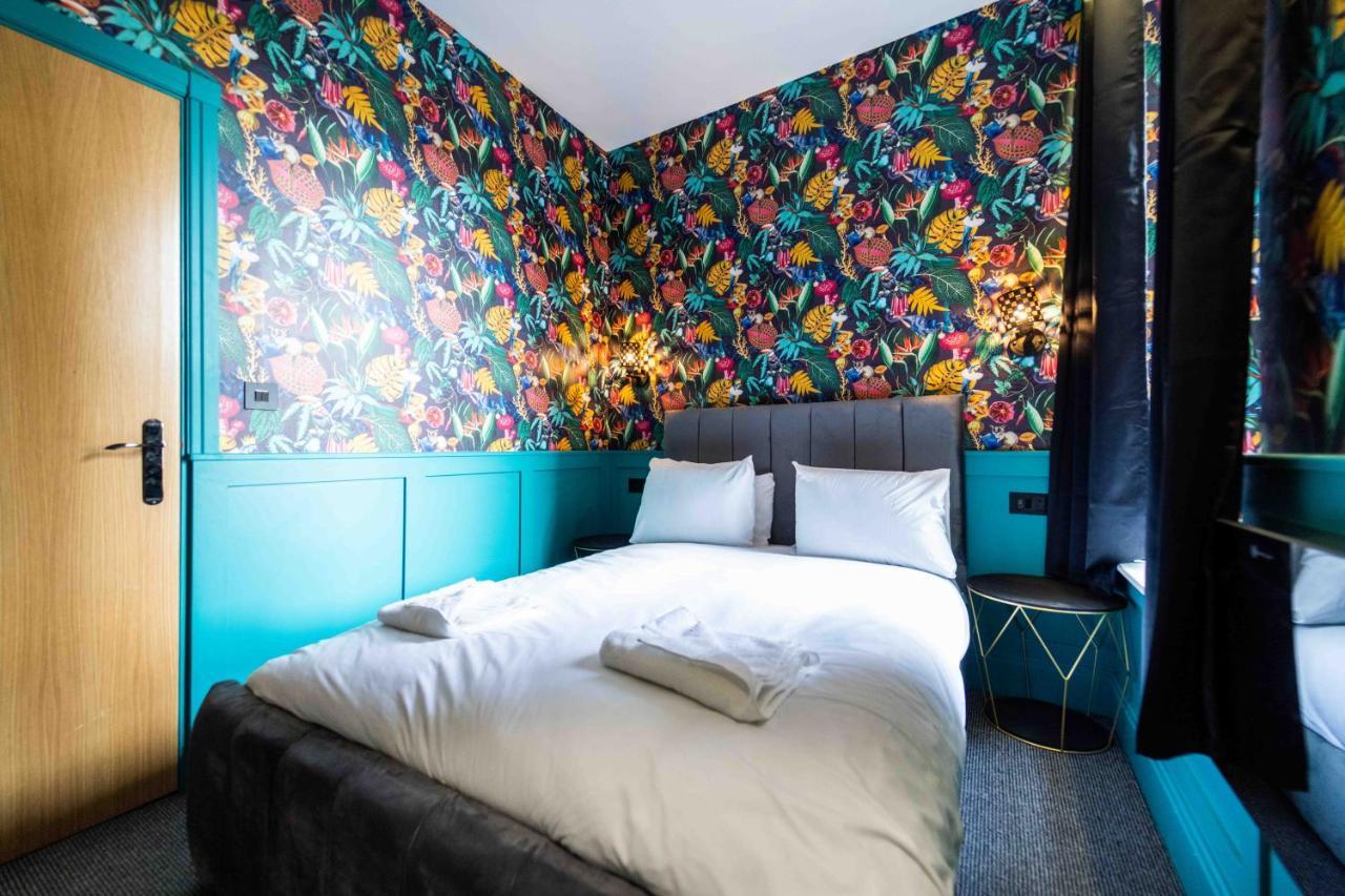 Luxury By Sasco * Blackpool